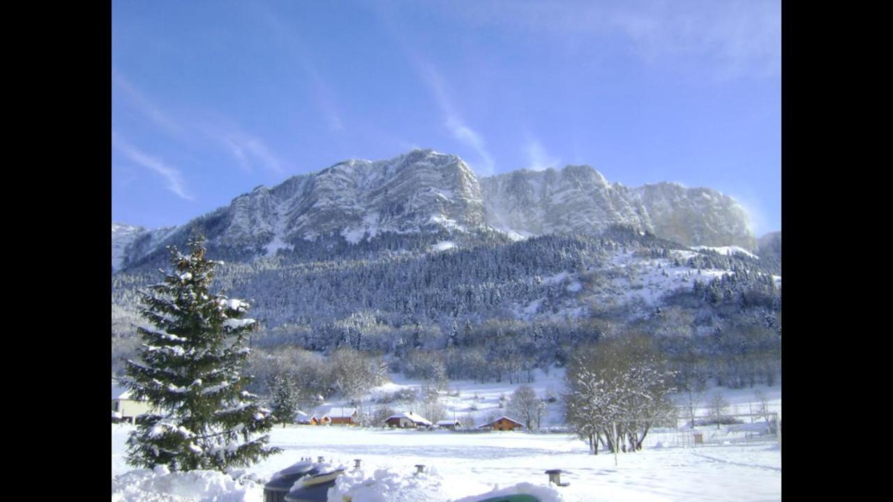 Votre Studio Balneo Bien-Etre A La Montagne Thollon-les-Memises Bagian luar foto